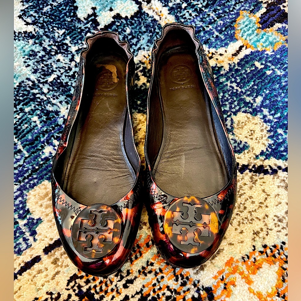 Tory Burch Flats Tortoise Print